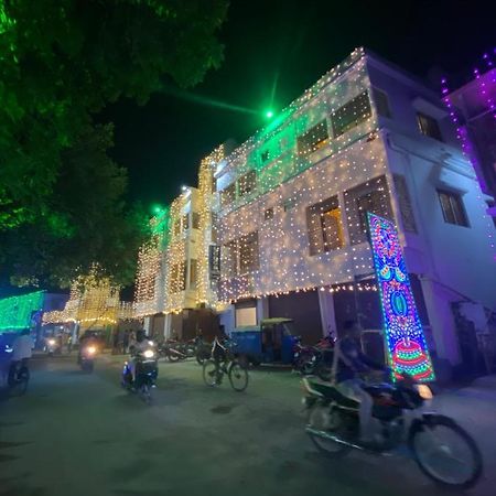 Hotel & Lodge Pankajini Bolpur Exterior photo